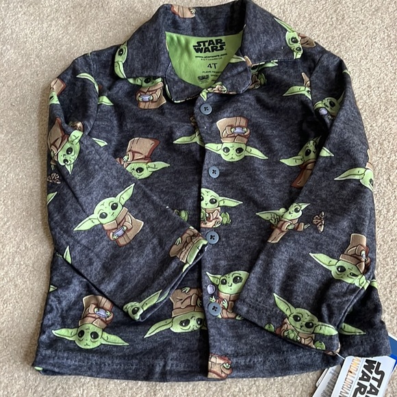 Disney Star Wars Mandalorian pajama set - Picture 2 of 8